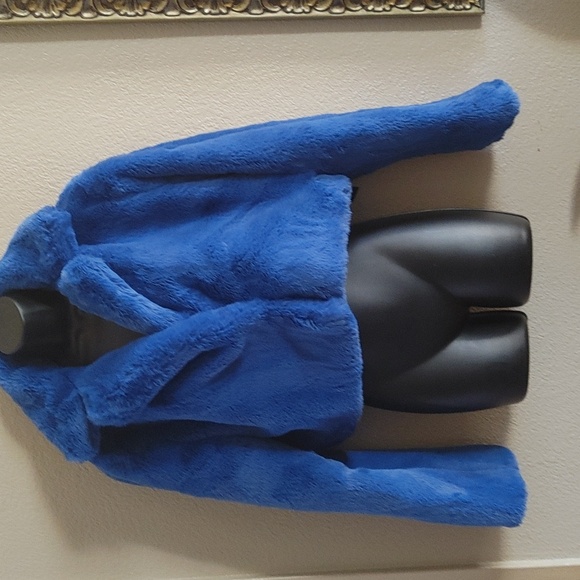 Forever 21 crop jacket - Picture 1 of 5